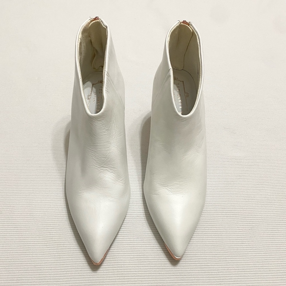 Ted Baker Gemie Slanted Heel White Leather Ankle Boot Bootie - Picture 4 of 13